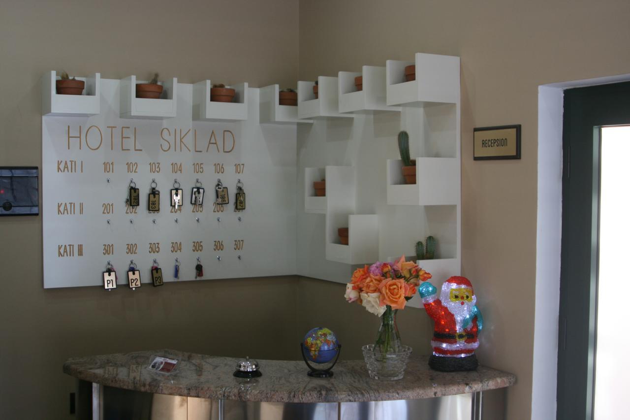 Hotel Siklad Lezhë 外观 照片
