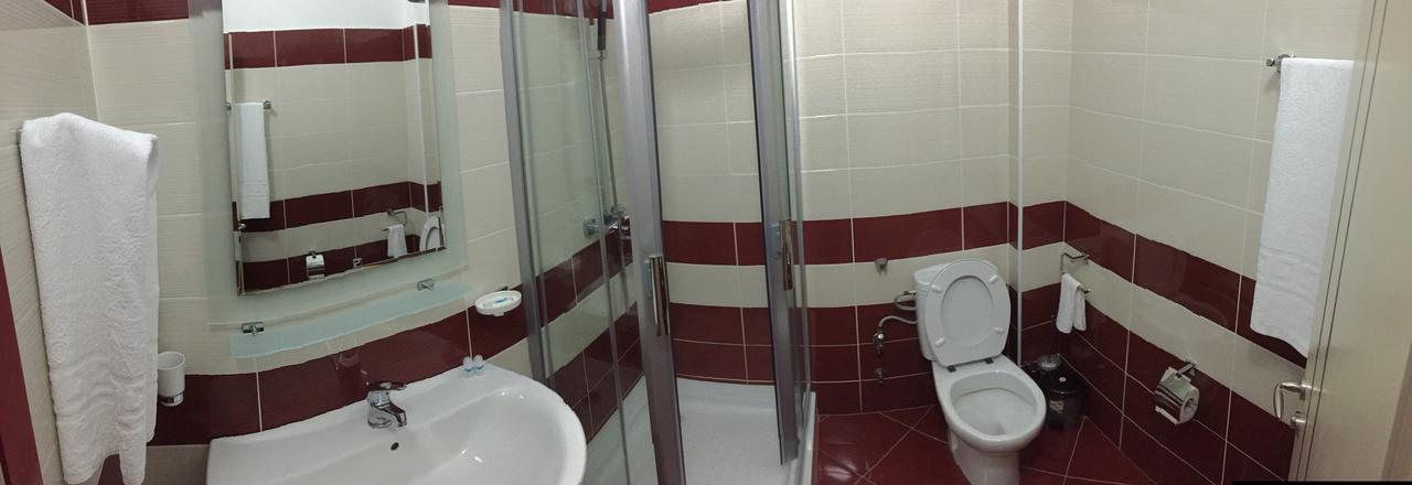 Hotel Siklad Lezhë 外观 照片