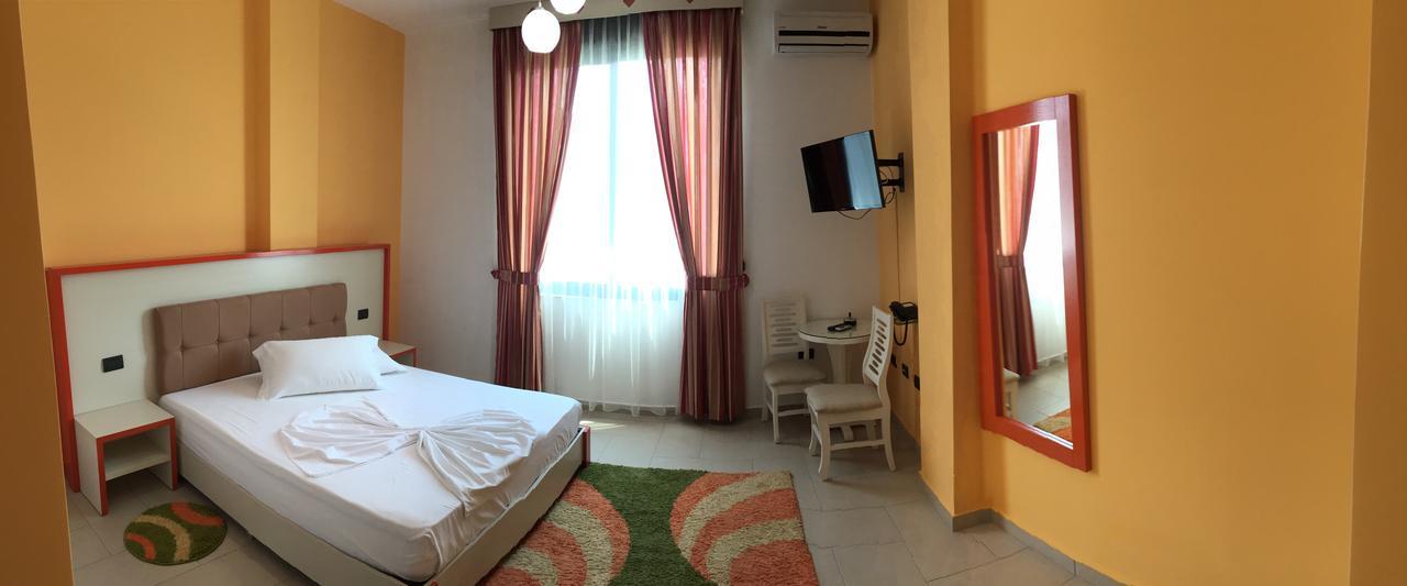 Hotel Siklad Lezhë 外观 照片